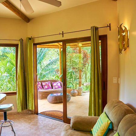 Manoas Bed & Breakfast Uvita Exterior foto