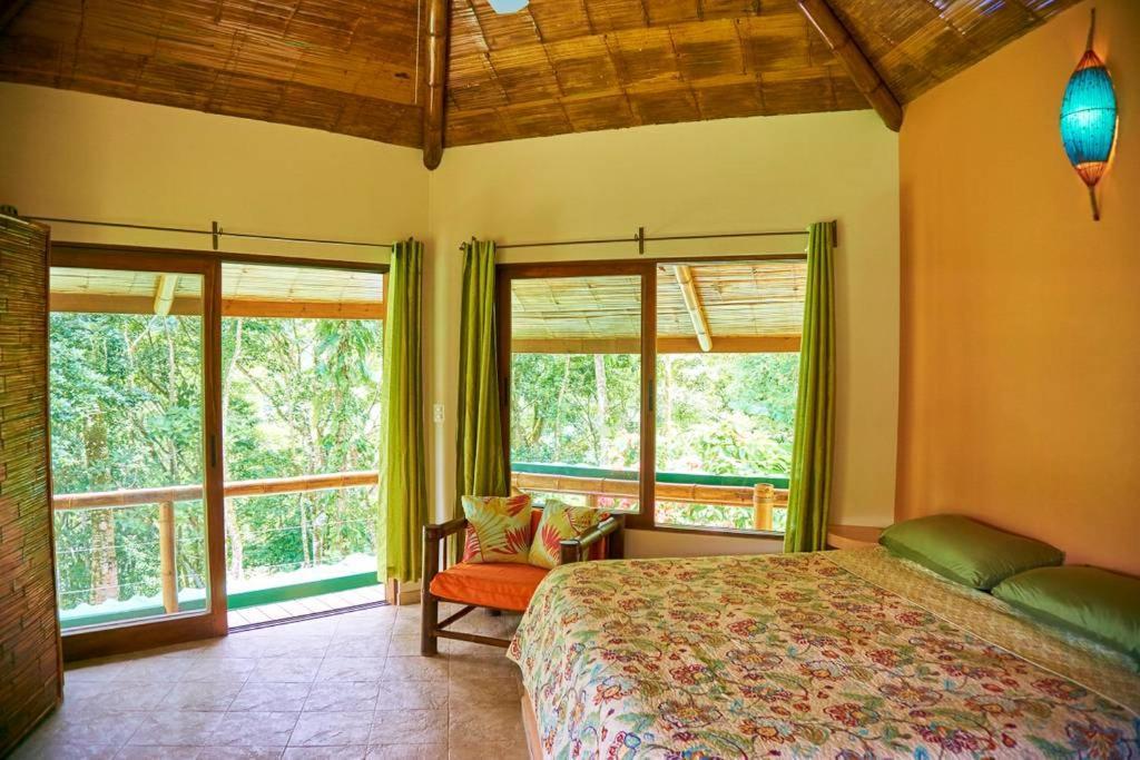 Manoas Bed & Breakfast Uvita Exterior foto