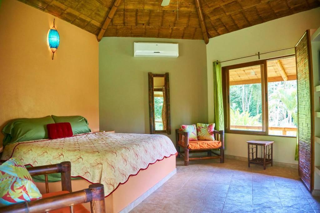 Manoas Bed & Breakfast Uvita Exterior foto