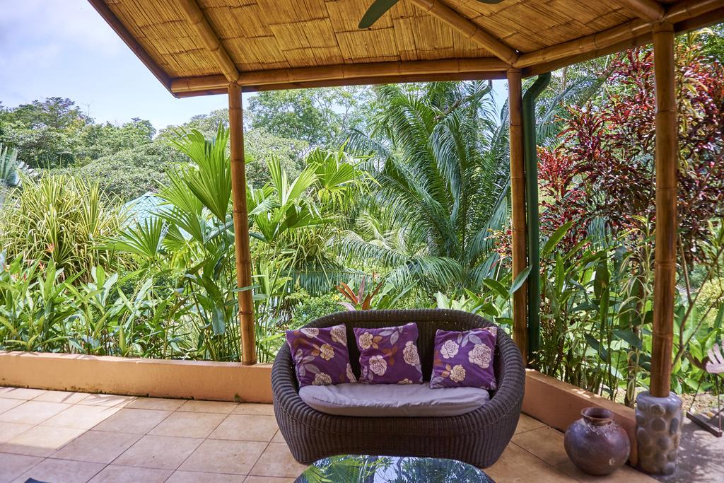 Manoas Bed & Breakfast Uvita Exterior foto